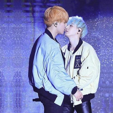 fotos de bts desnudos|Pene de taehyung y jeongguk y suga y jimin